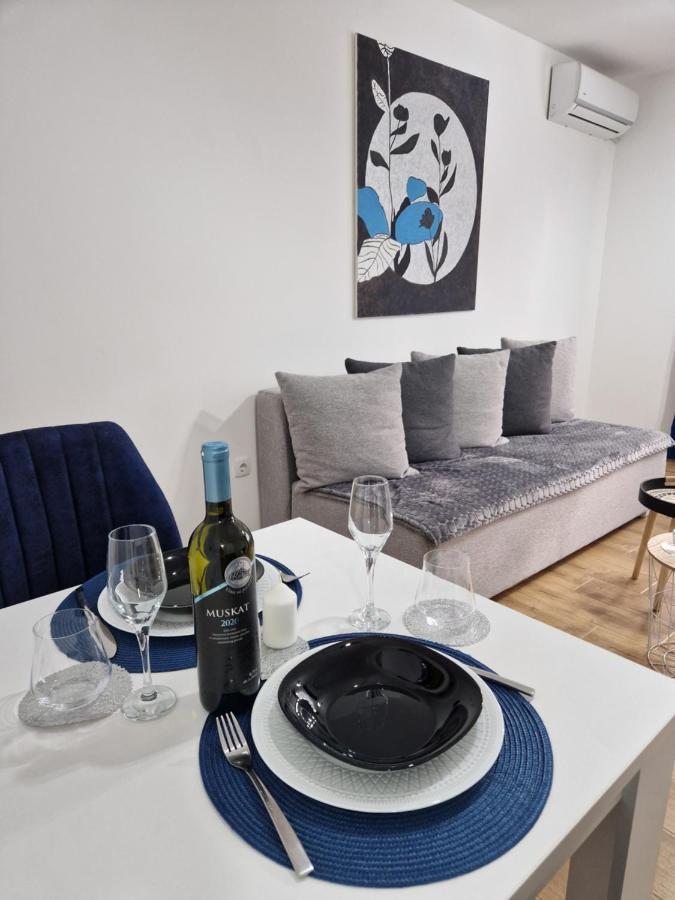 Apartman Astra Sremska Mitrovica Dış mekan fotoğraf